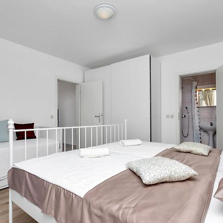 Apartments Marija Makarska Extérieur photo