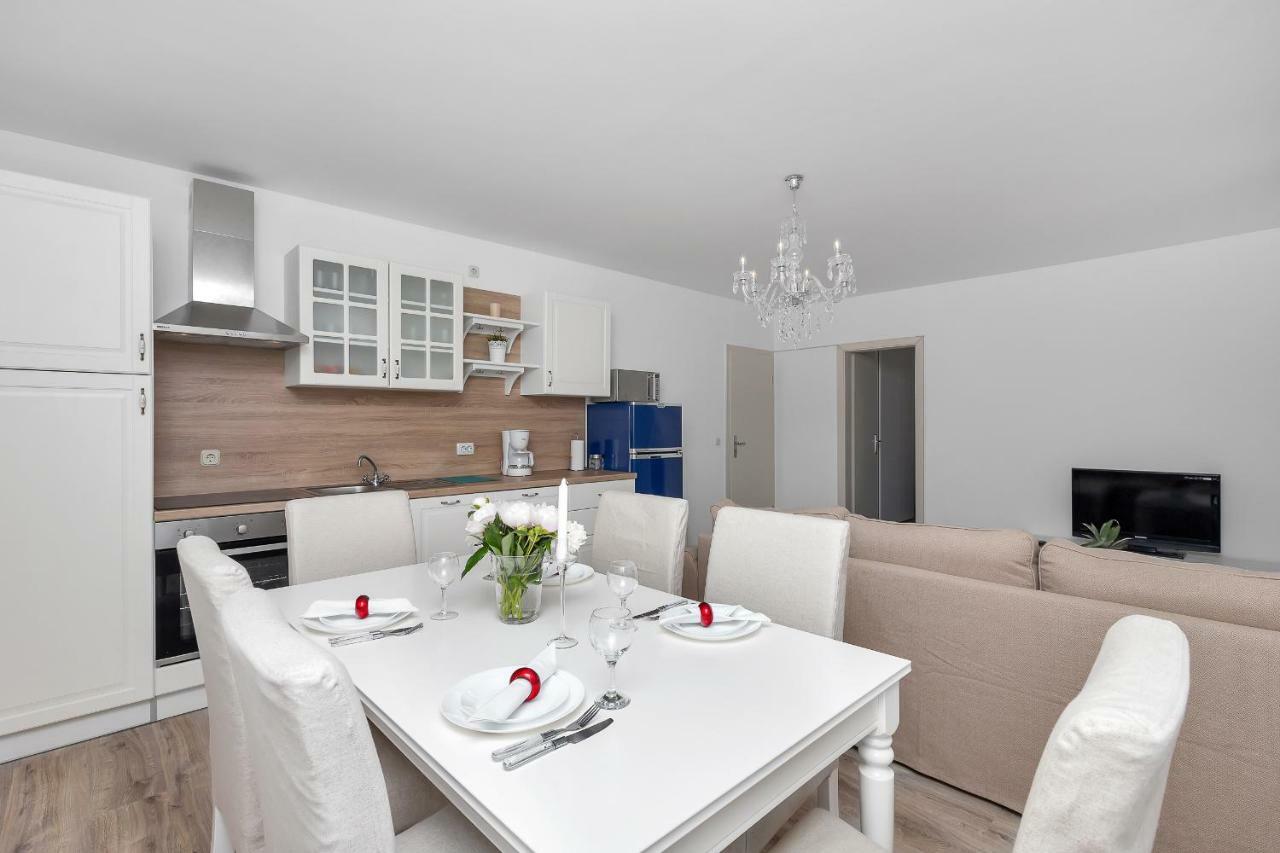 Apartments Marija Makarska Extérieur photo