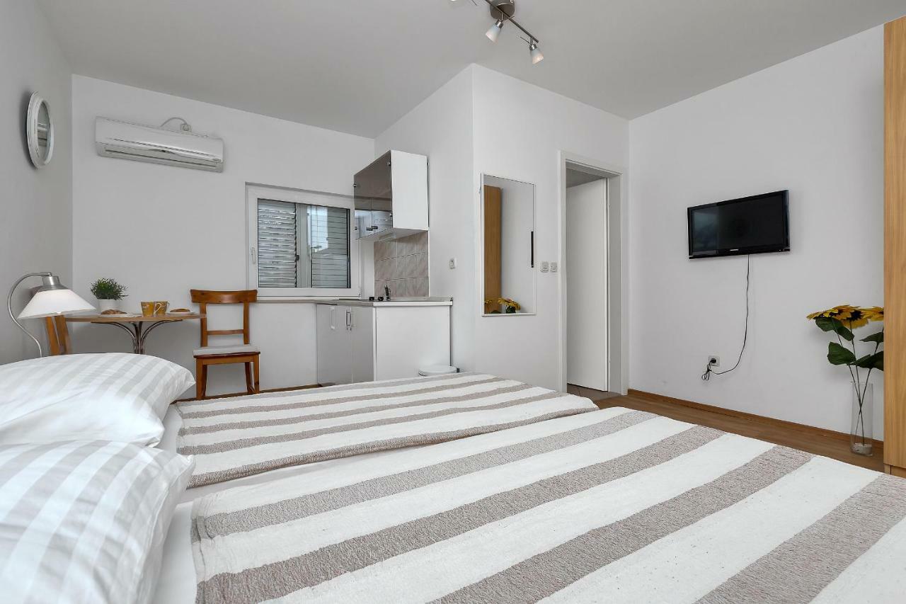 Apartments Marija Makarska Extérieur photo