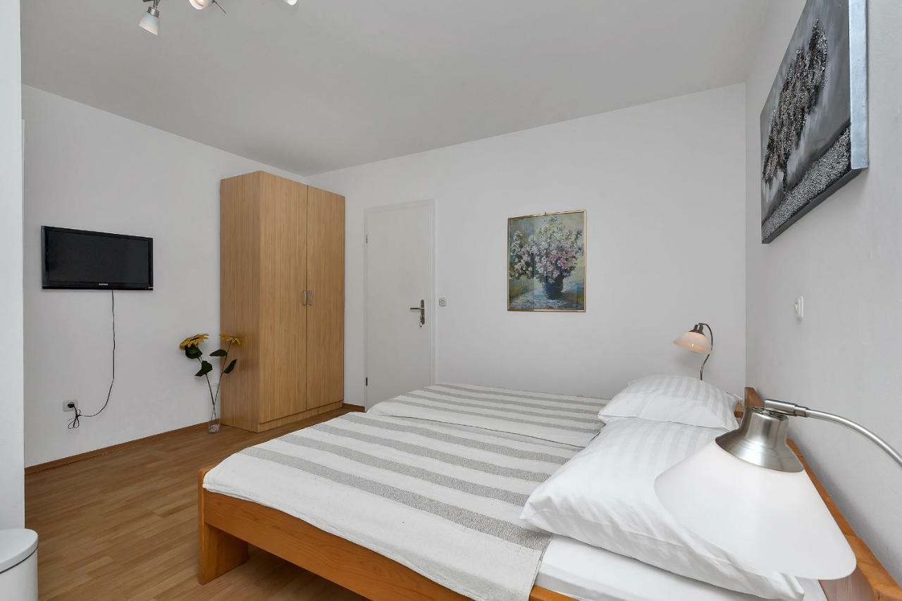 Apartments Marija Makarska Extérieur photo