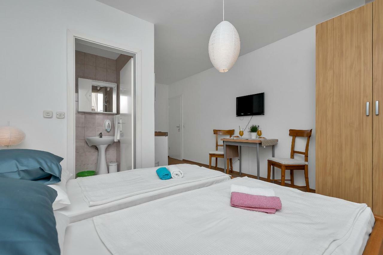 Apartments Marija Makarska Extérieur photo